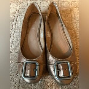 Fossil Women's Bronze Flats with Buckle